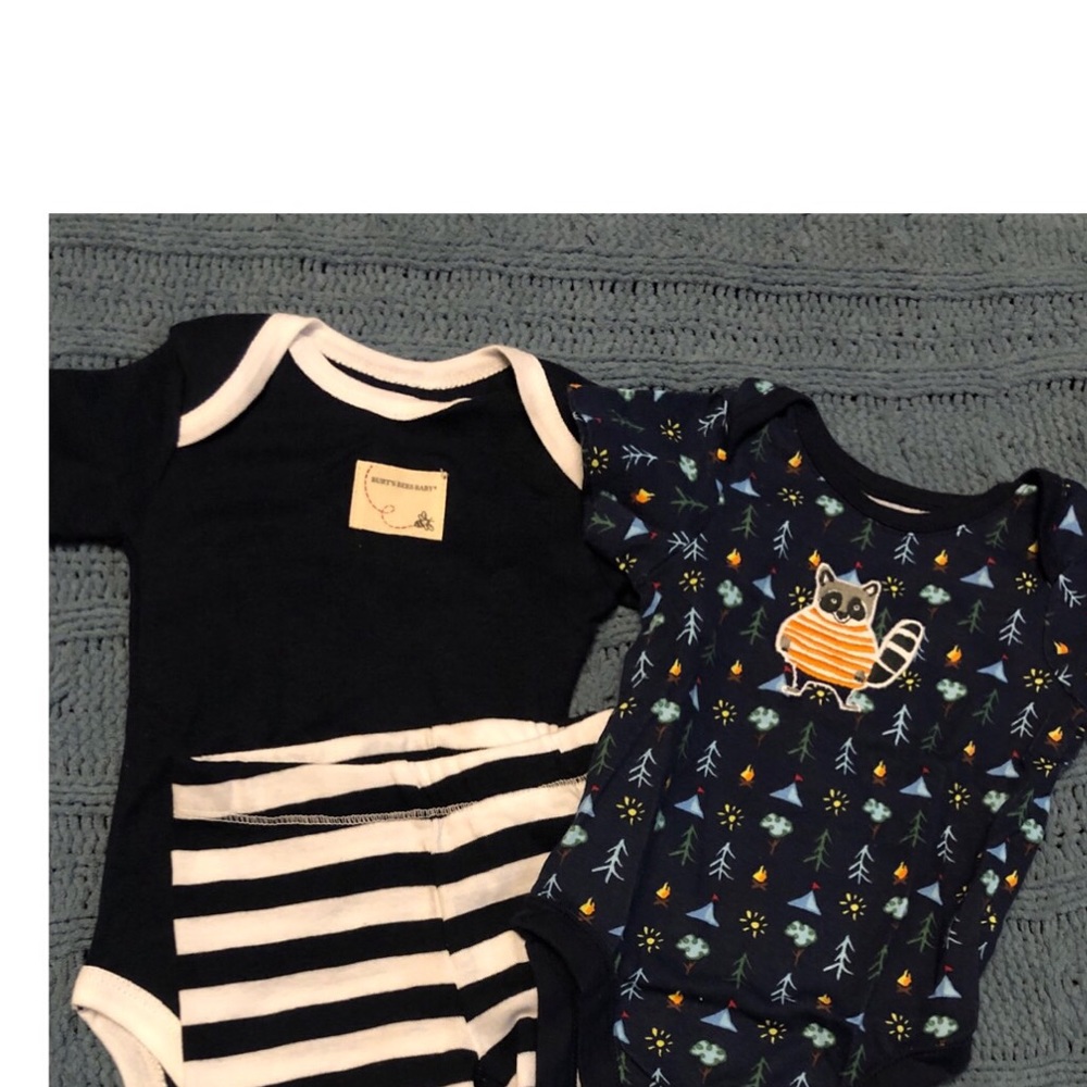 Burt’s bees baby Outfit